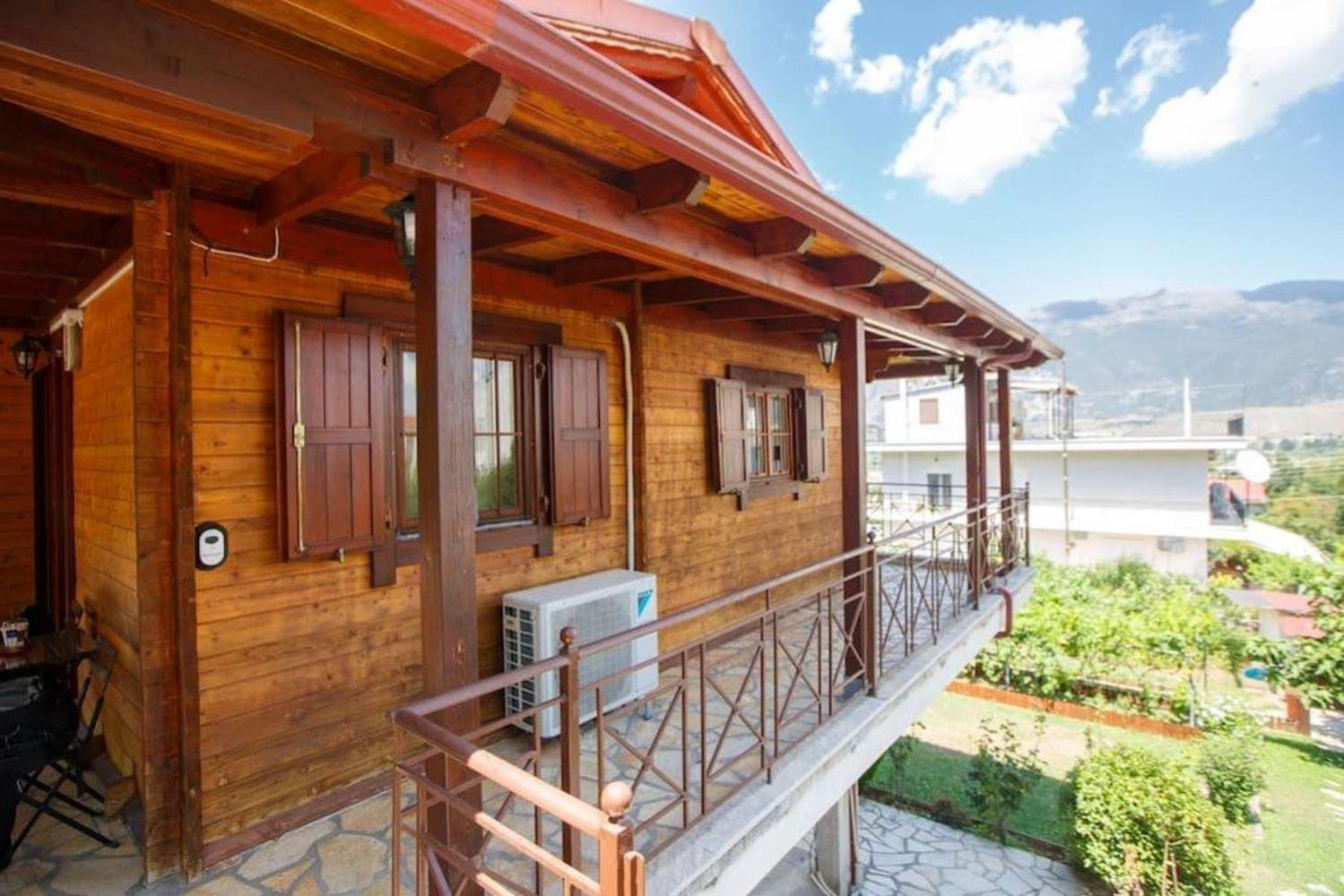 Апартаменты Wooden House In Янина Экстерьер фото