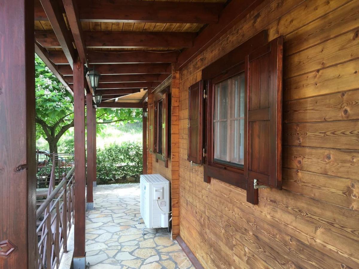 Апартаменты Wooden House In Янина Экстерьер фото